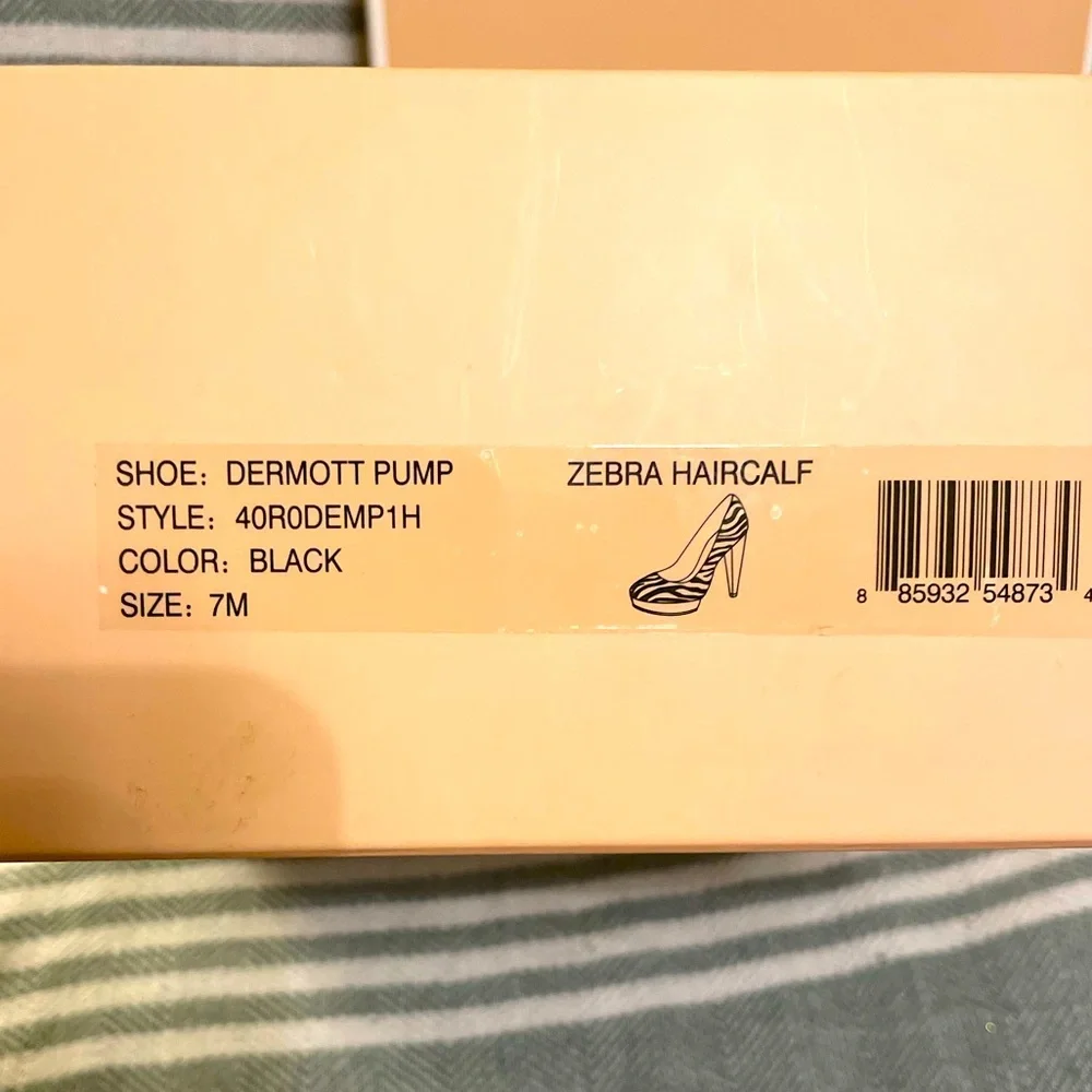 Michael Kors‎ Zebra Haircalf Dermott Pump Size 7M.